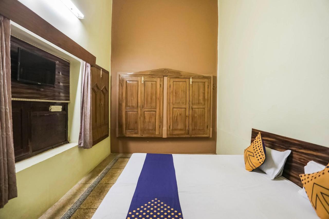 Spot On 64751 Hotel Shivani Palace Muthiganj Экстерьер фото